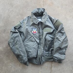 Cold Weather Flyer's CWU-45/P Pilot Flight Jacket Size L USAF Green